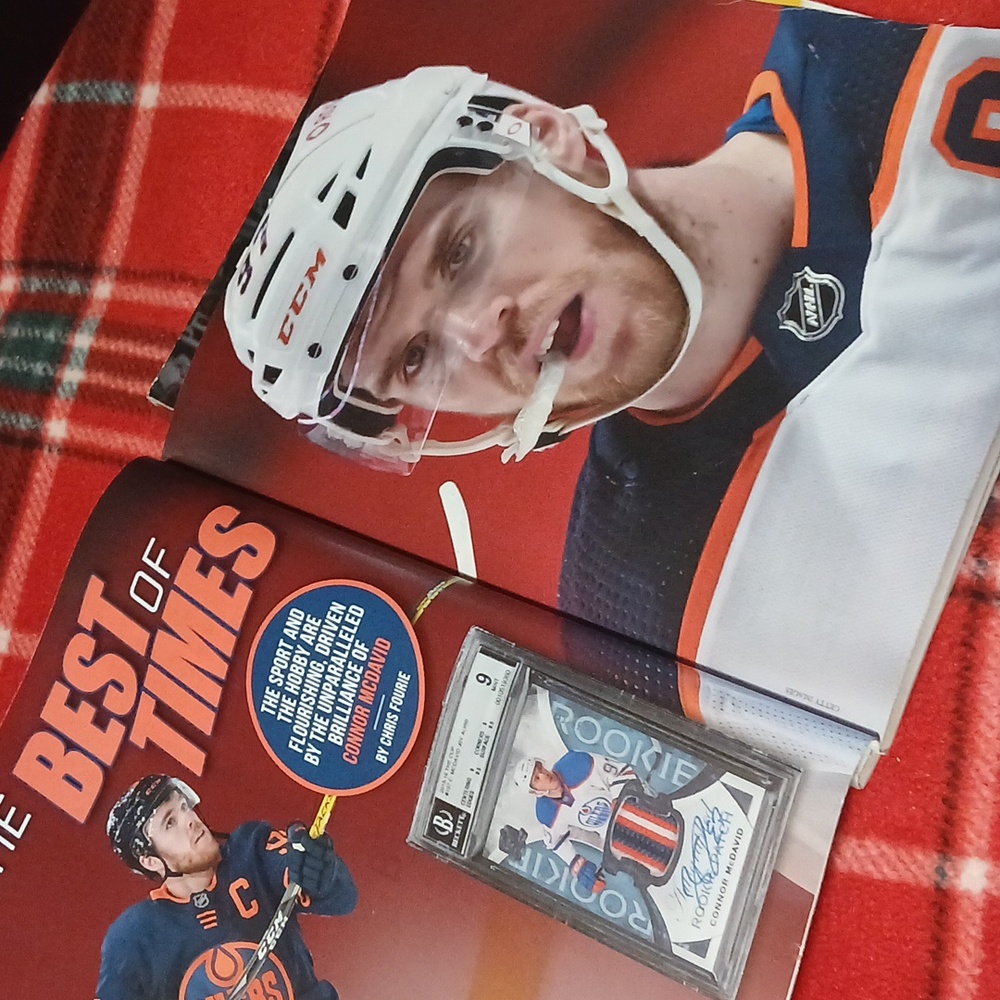 Beckett Hockey Magazine Collection (4) - Picture 12 of 14